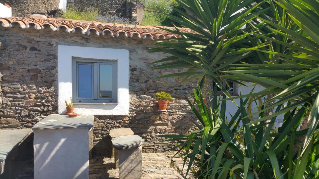 Casas Letizia E Sebastiao Villa Monsaraz Exterior photo